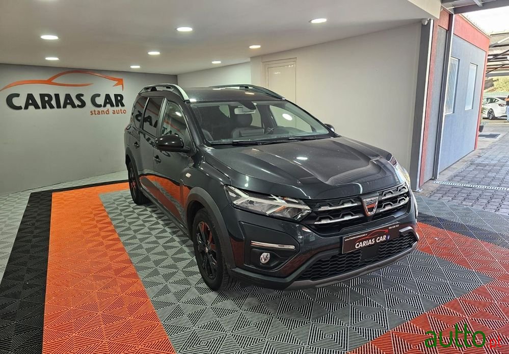 2022' Dacia Jogger photo #2