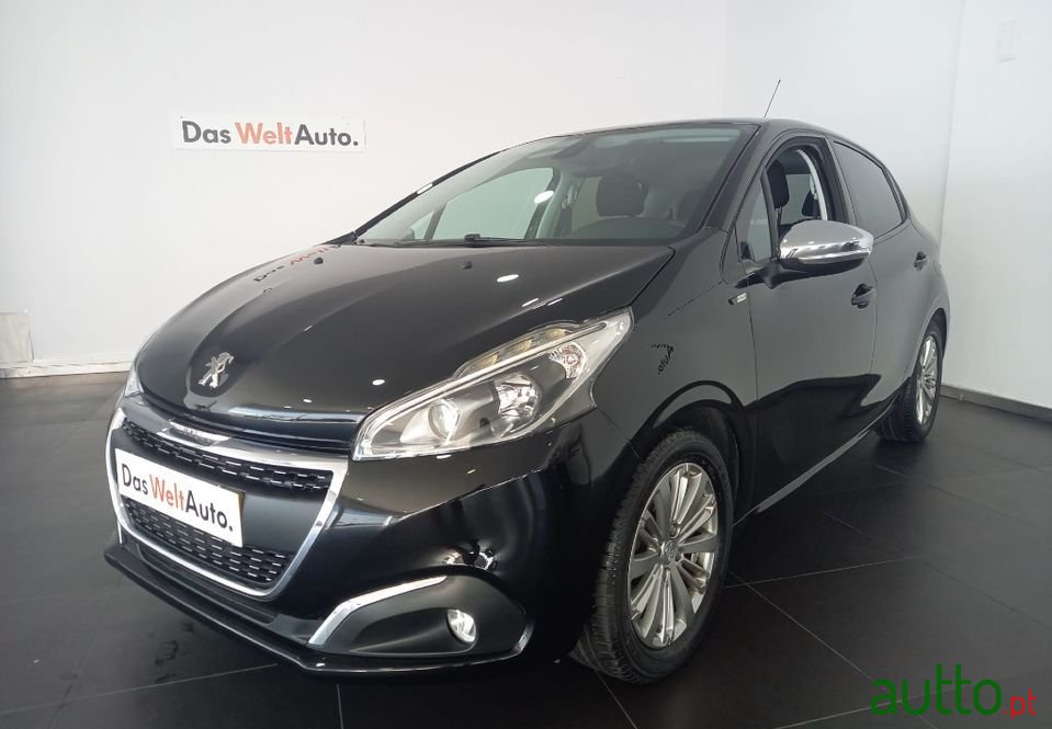 2017' Peugeot 208 photo #1