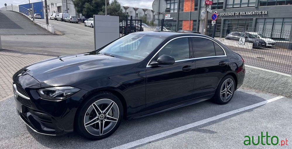 2022' Mercedes-Benz Classe C photo #2