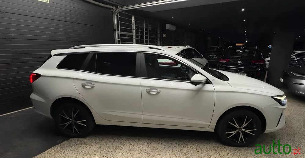 2022' MG MG5 5 Standard Comfort photo #4