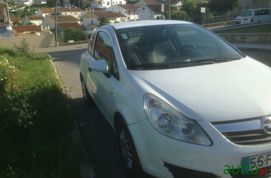 2008' Opel Corsa photo #3