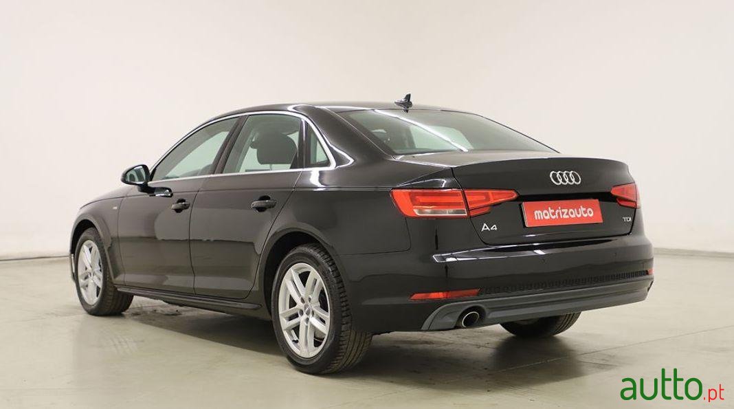 2018' Audi A4 photo #1