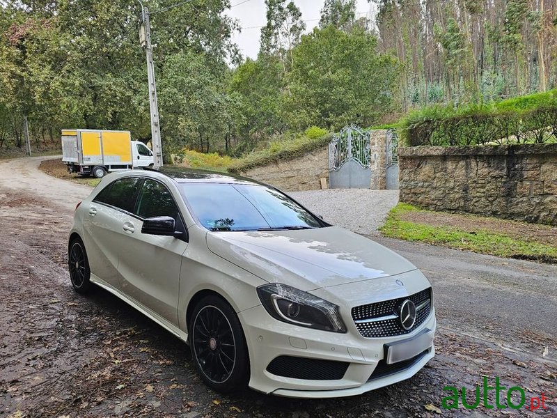 2013' Mercedes-Benz Classe A photo #4