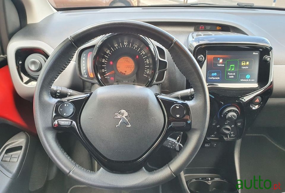 2020' Peugeot 108 photo #7