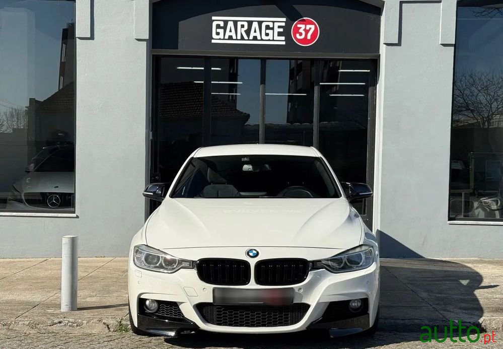2013' BMW Série 3 D Auto Pack M photo #2