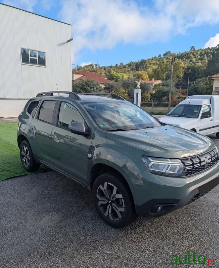 2024' Dacia Duster photo #2