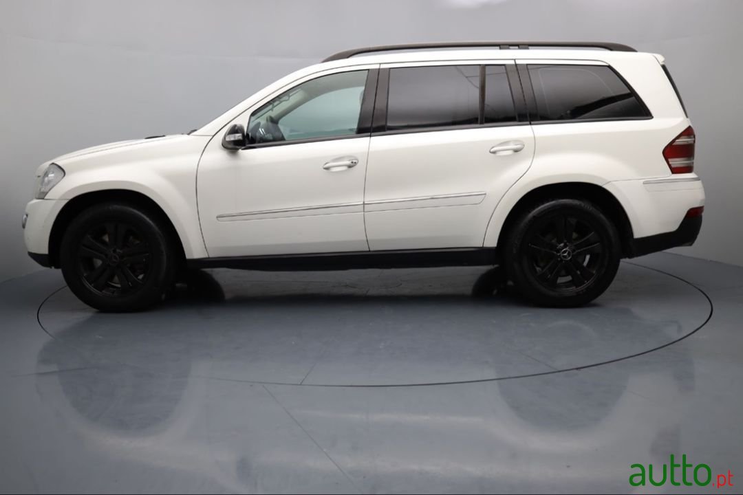 2007' Mercedes-Benz Gl-320 photo #4