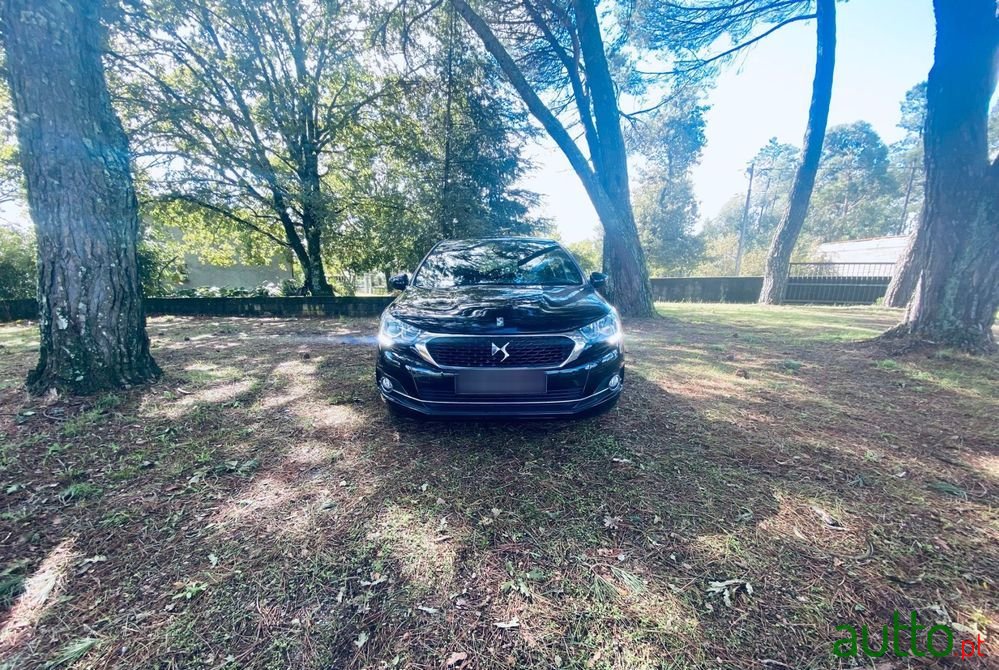 2018' DS Automobiles Ds4 photo #5