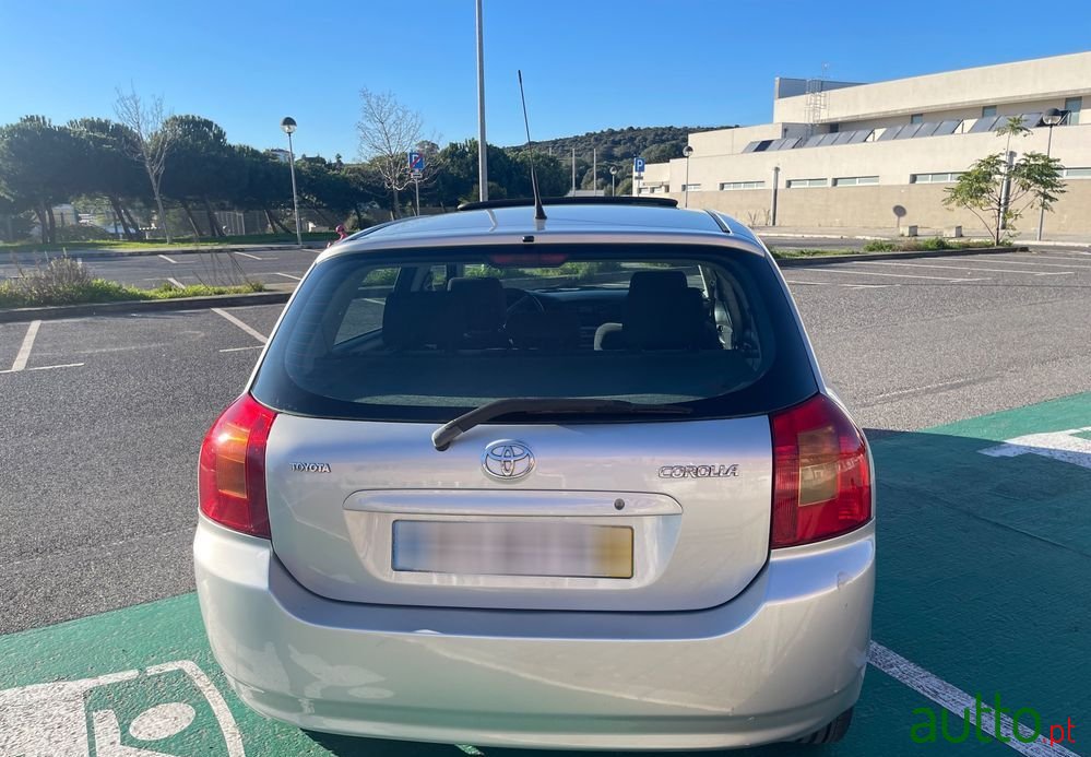 2002' Toyota Corolla photo #3