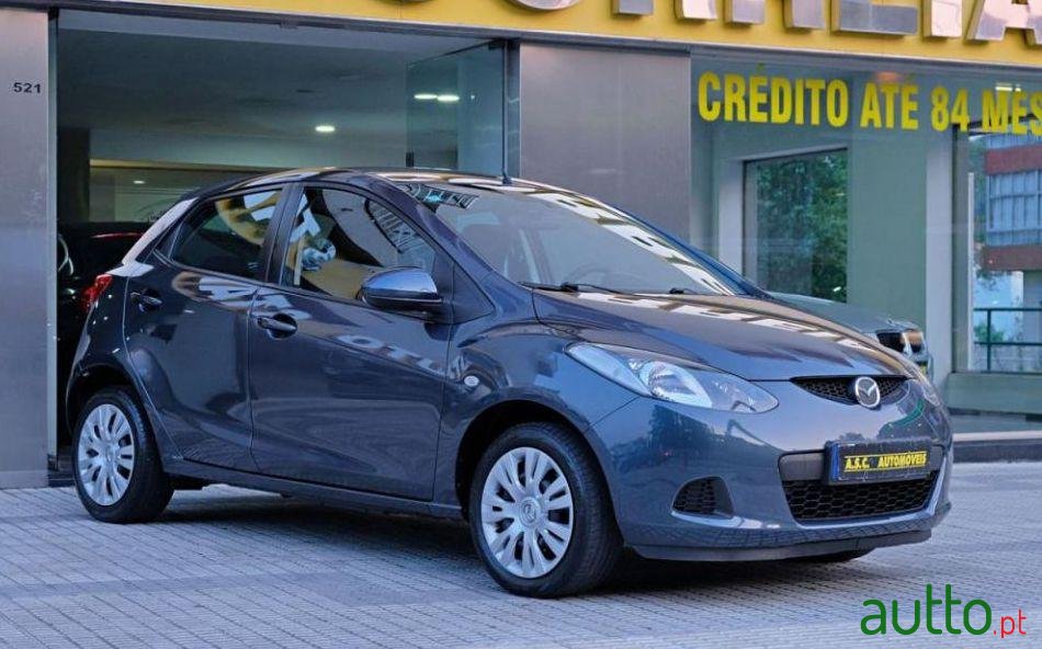 2009' Mazda 2 1.3 Mzr Comfort photo #1