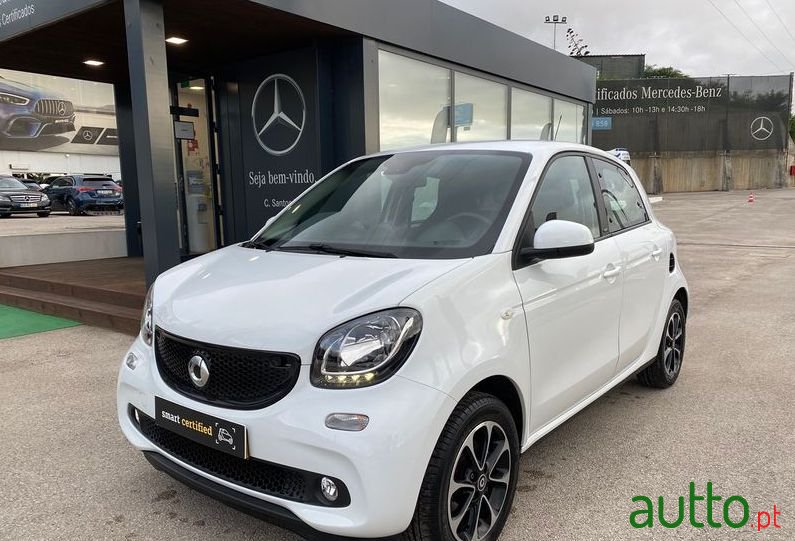 2016' Smart Forfour photo #1