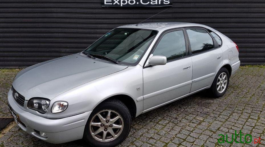 2000' Toyota Corolla 1.6 Vvti Auto photo #2