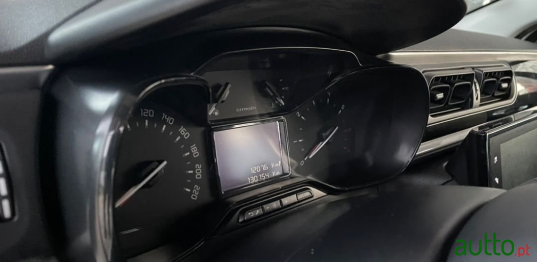 2018' Citroen C3 photo #5