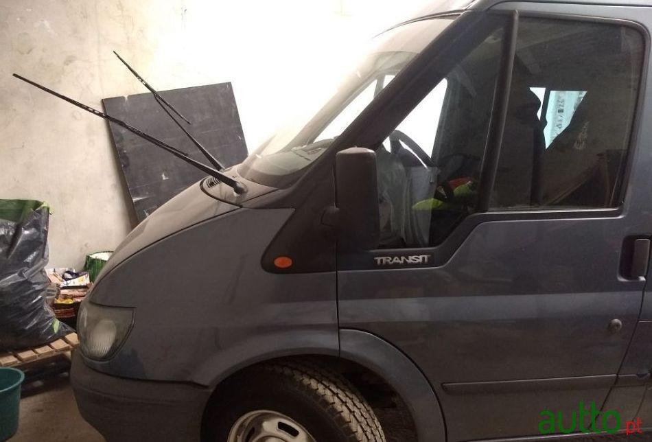 2001' Ford Transit photo #2
