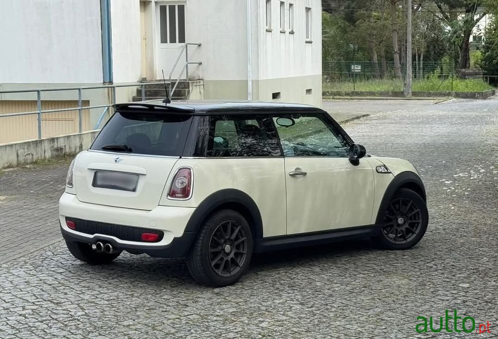 2008' MINI Cooper S 3 Portas photo #2