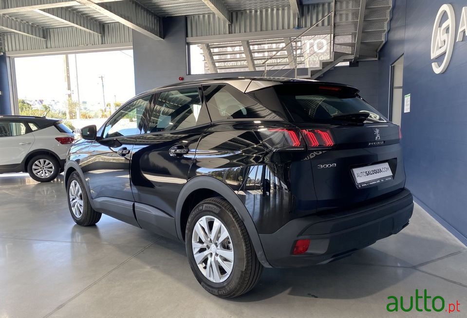 2021' Peugeot 3008 photo #3