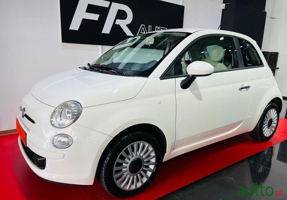 2011' Fiat 500 photo #1