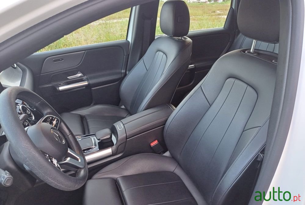 2019' Mercedes-Benz Classe B photo #3
