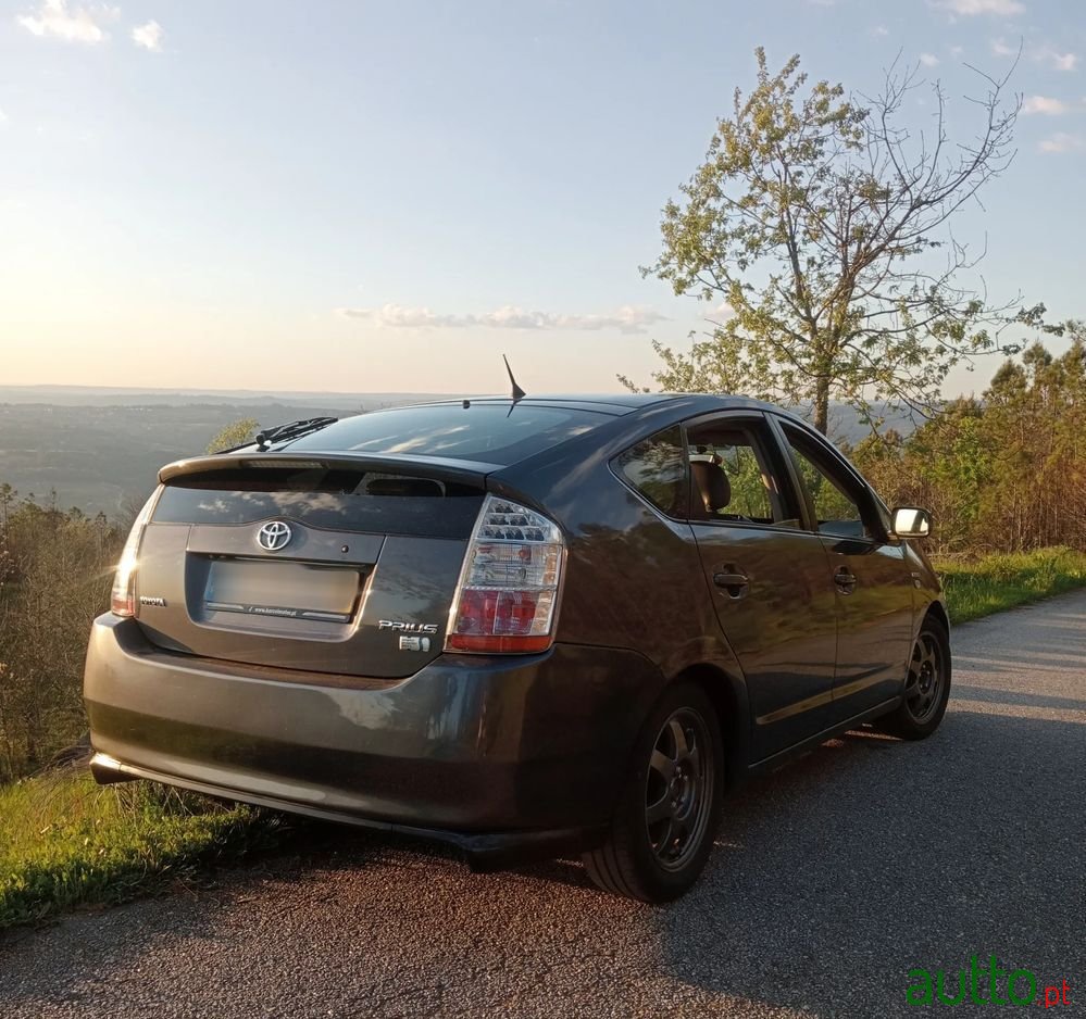 2008' Toyota Prius photo #1