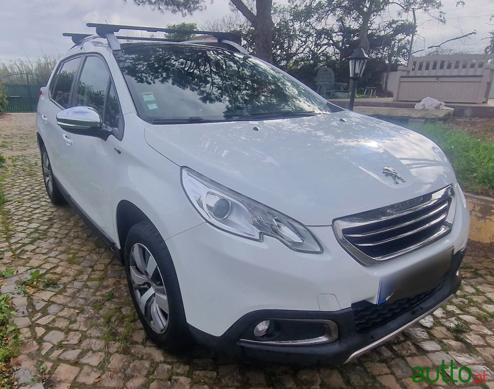 2016' Peugeot 2008 photo #6