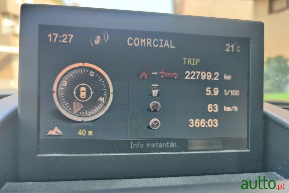 2010' Alfa Romeo Giulietta photo #6