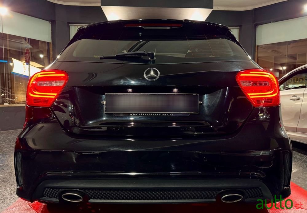 2013' Mercedes-Benz Classe A photo #5