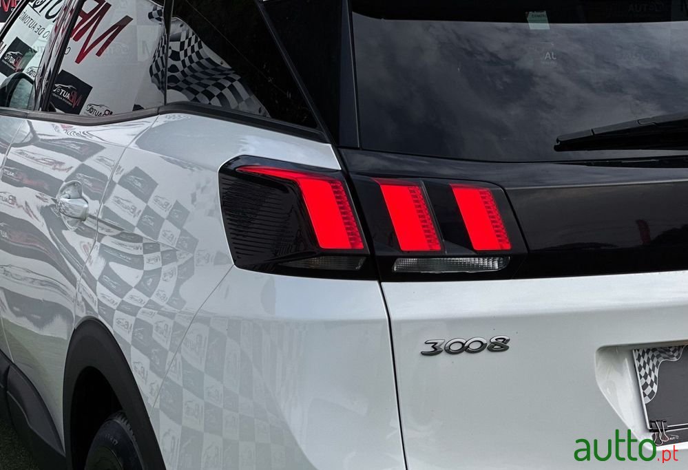 2018' Peugeot 3008 photo #3