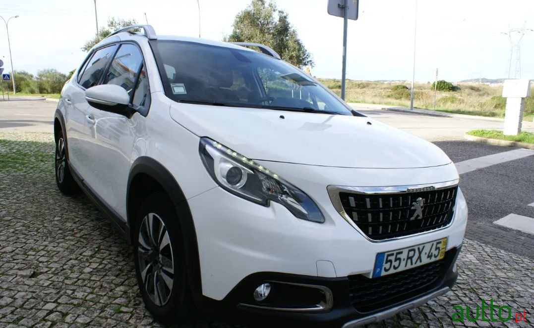 2016' Peugeot 2008 photo #3