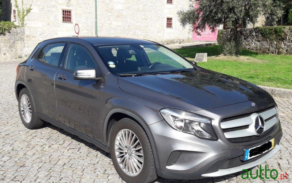 2015' Mercedes-Benz Gla-180 photo #5