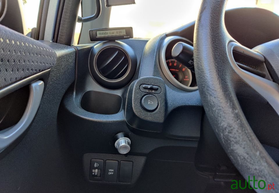 2011' Honda Jazz photo #2