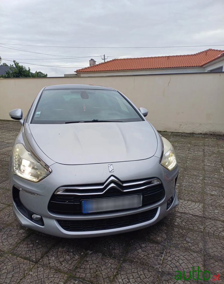 2012' Citroen DS5 photo #4