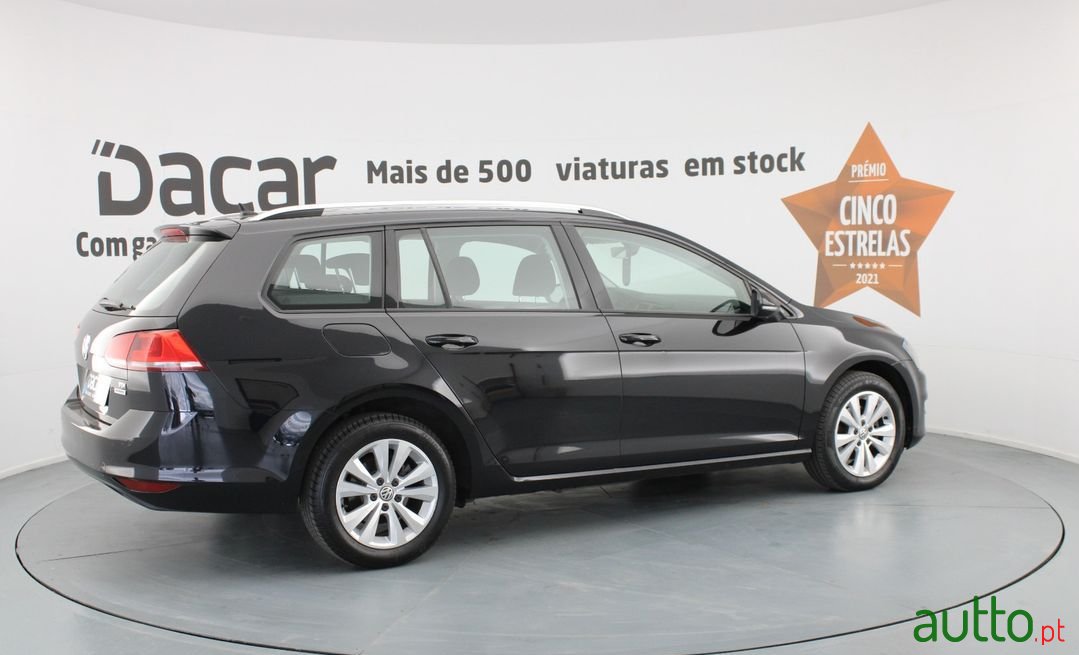 2016' Volkswagen Golf Variant photo #6