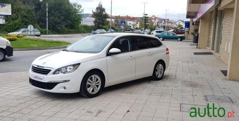 2015' Peugeot 308 Sw photo #4