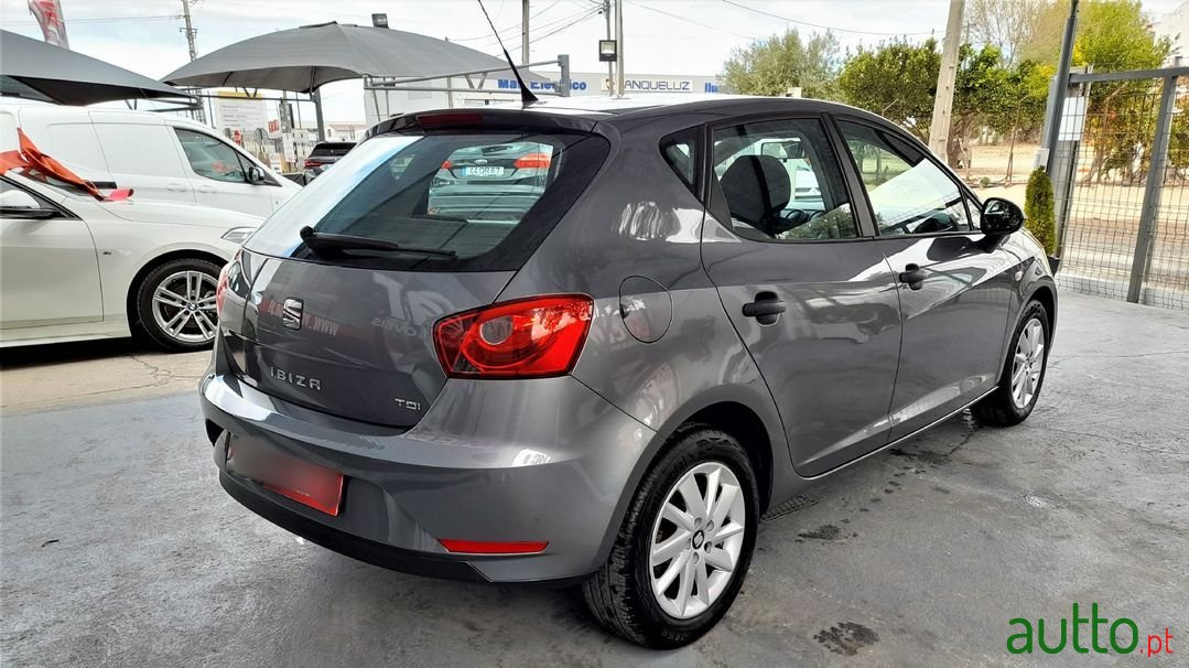 2016' SEAT Ibiza photo #5