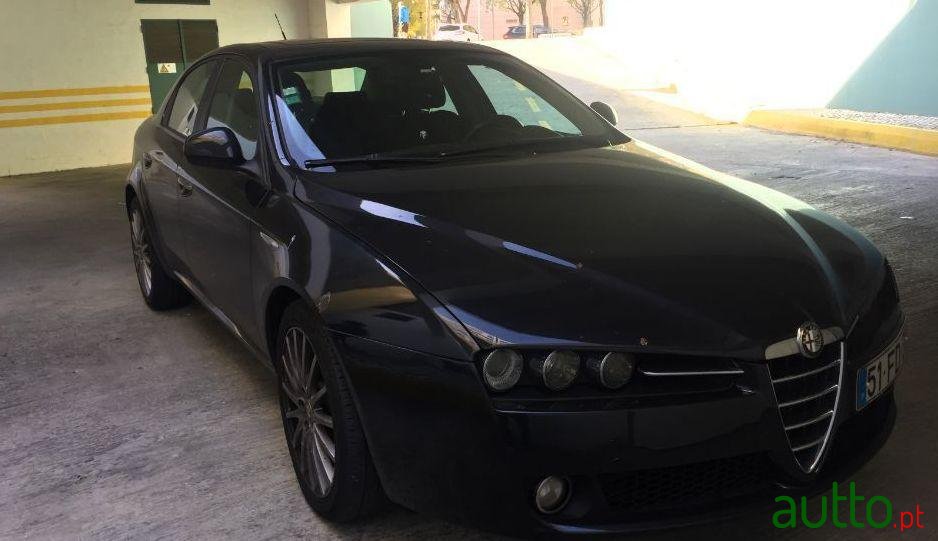 2008' Alfa Romeo 159 1.9 Jtdm 16V photo #4