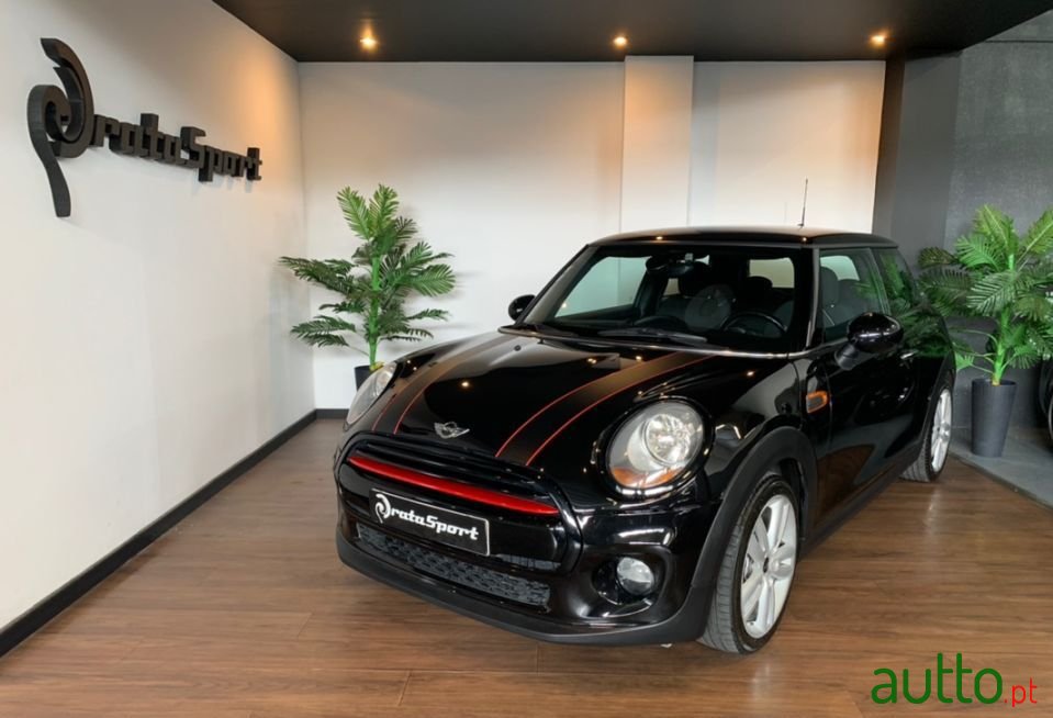 2014' MINI Cooper photo #1