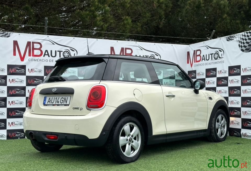 2018' MINI Cooper photo #5