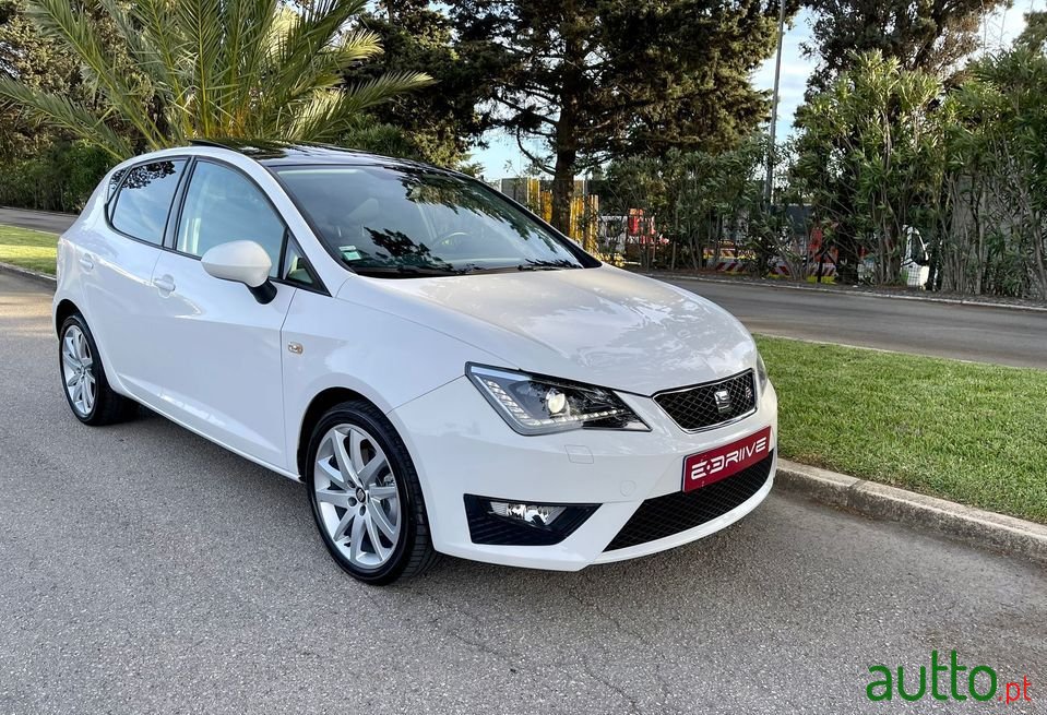 2016' SEAT Ibiza photo #1