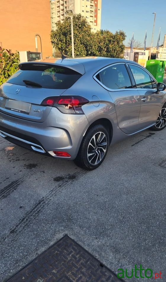 2016' DS Automobiles Ds4 photo #5