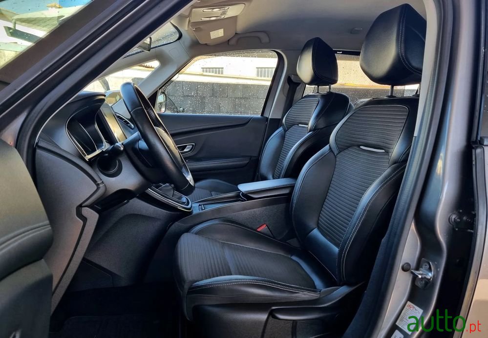 2017' Renault Grand Scenic photo #6