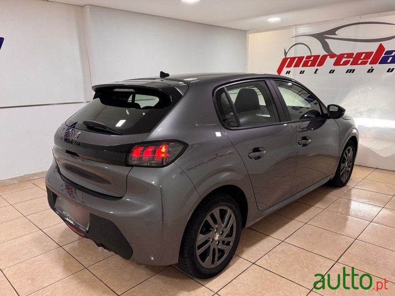 2021' Peugeot 208 photo #4