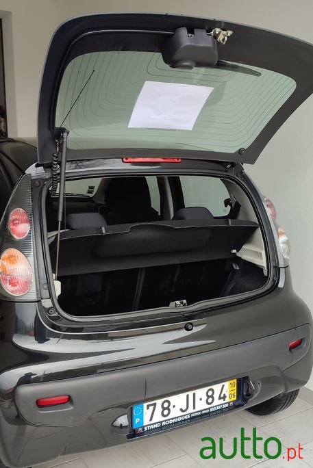 2010' Citroen C1 photo #6