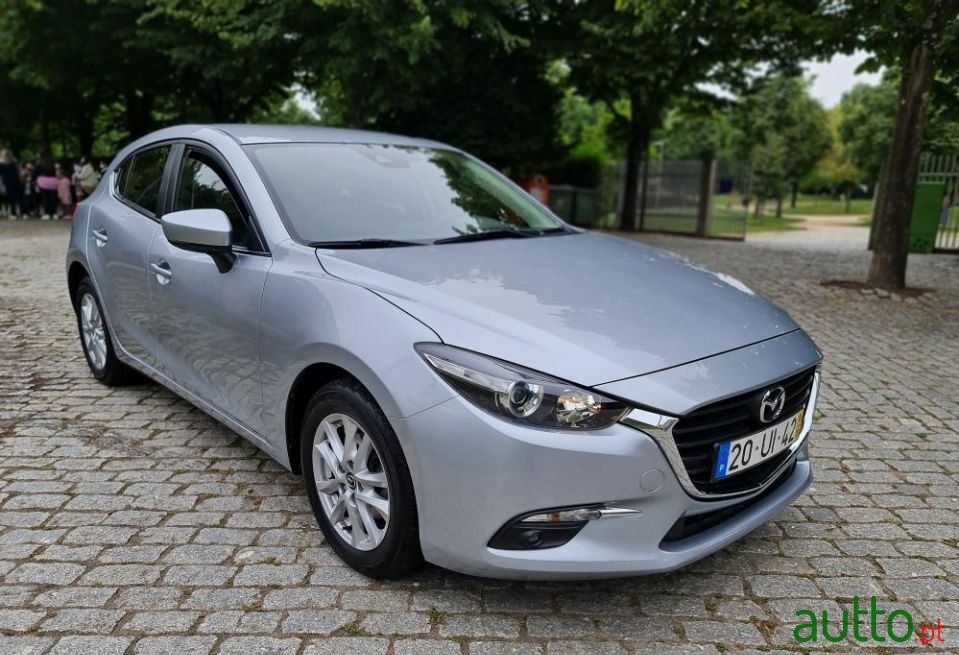 2018' Mazda 3 photo #4