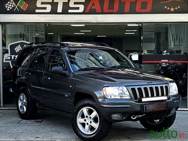 2003' Jeep Grand Cherokee photo #2