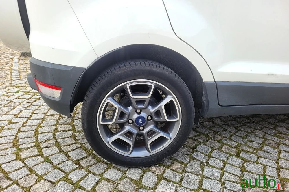 2014' Ford EcoSport photo #3