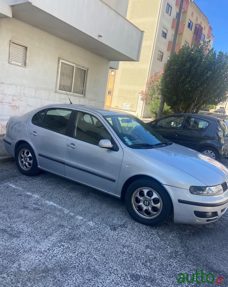 1999' SEAT Toledo 1.9 Tdi Confort photo #2