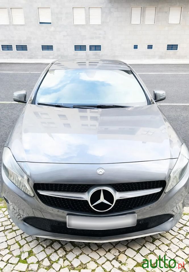 2016' Mercedes-Benz Classe A photo #5