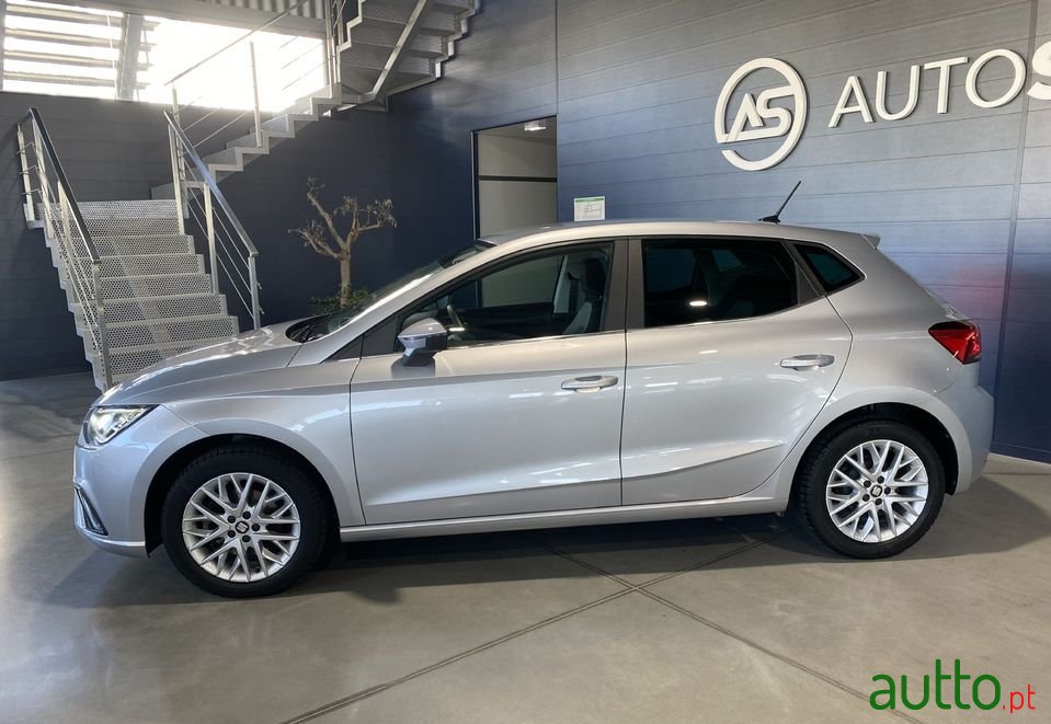 2019' SEAT Ibiza photo #2