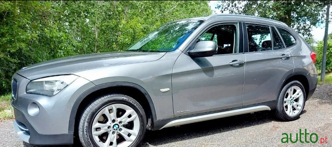 2010' BMW X1 photo #1