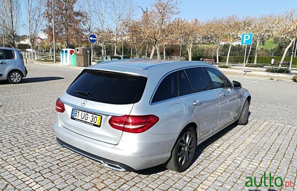 2015' Mercedes-Benz C-200 Avantgarde photo #5